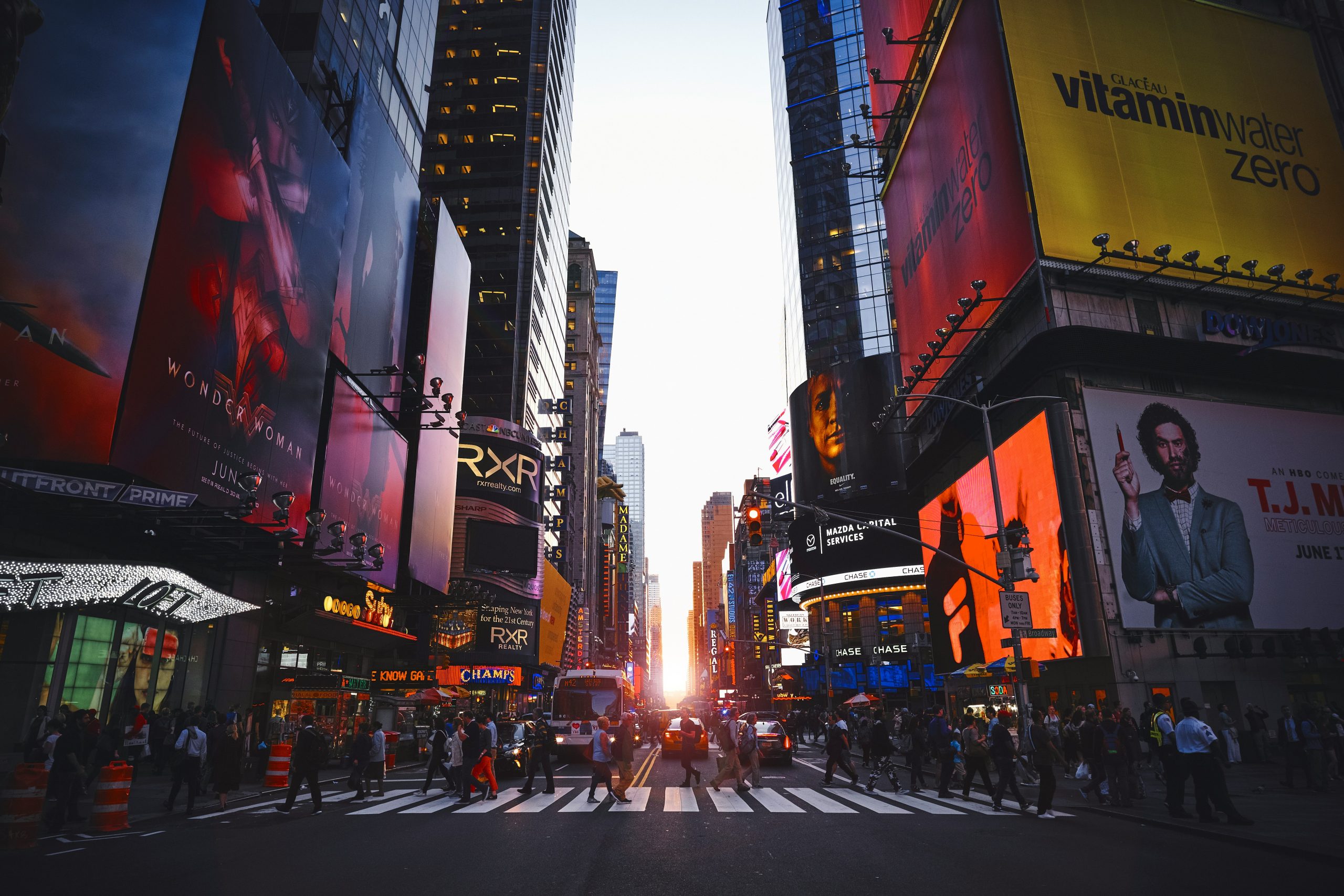 Networking Events NYC exhibit Manhattanhenge on Times Square